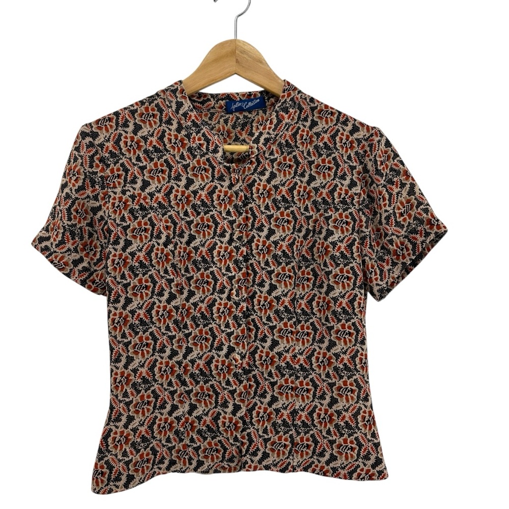 Saks Fifth Avenue Folio Collection Button Down Blouse